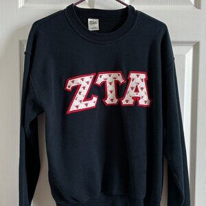 ZTA - Zeta Tau Alpha Chicago Bulls Gildan Crewneck - Medium